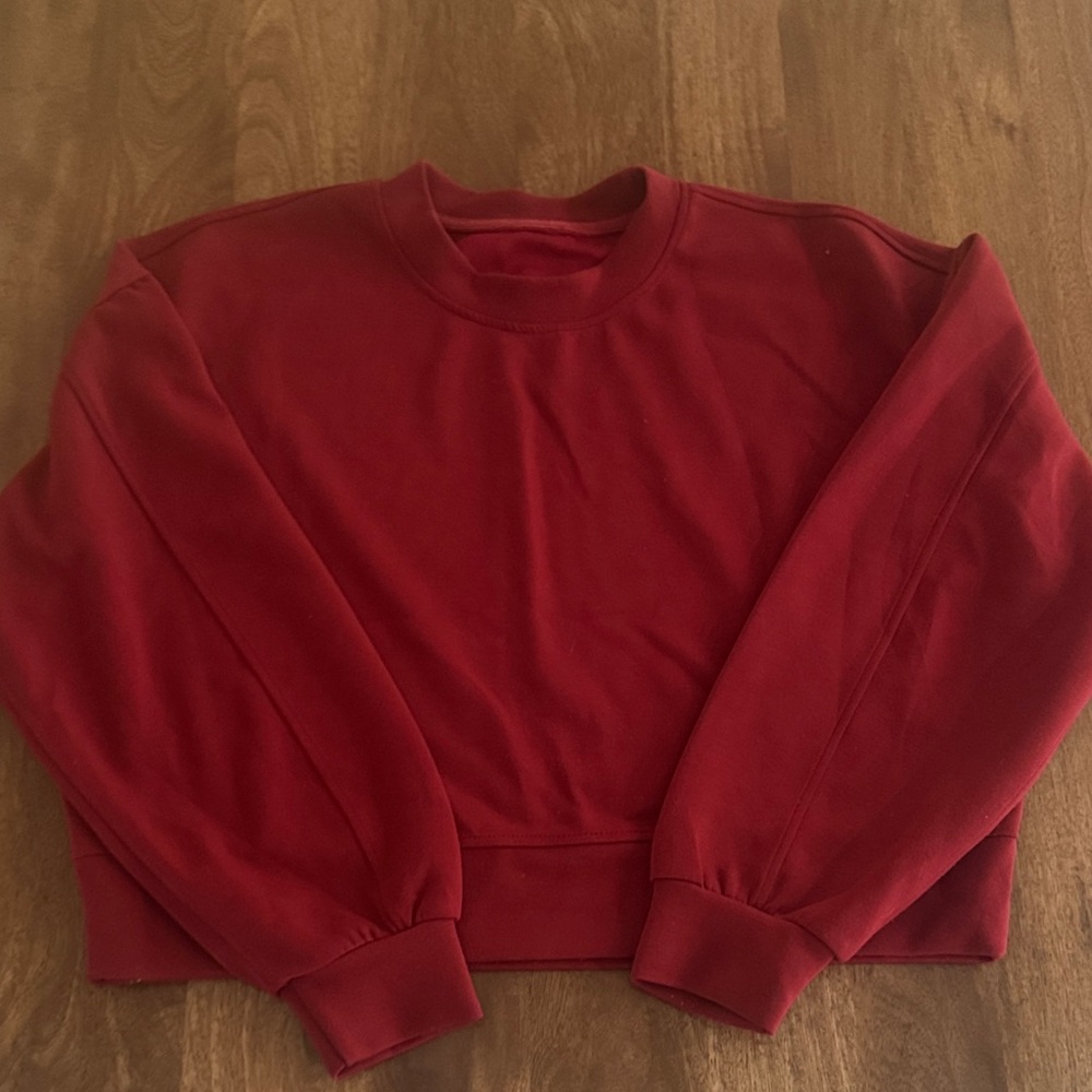 Lululemon softstreme oversized crop size 6